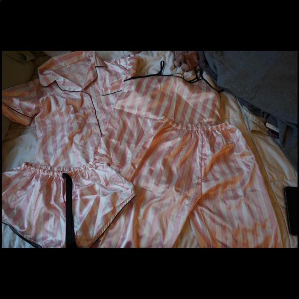 Victoria’s Secret Pajama Set